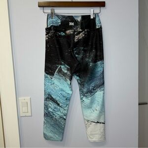 Lions of Paris Nuit Blanche High-Rise Leggings, size M, like new!